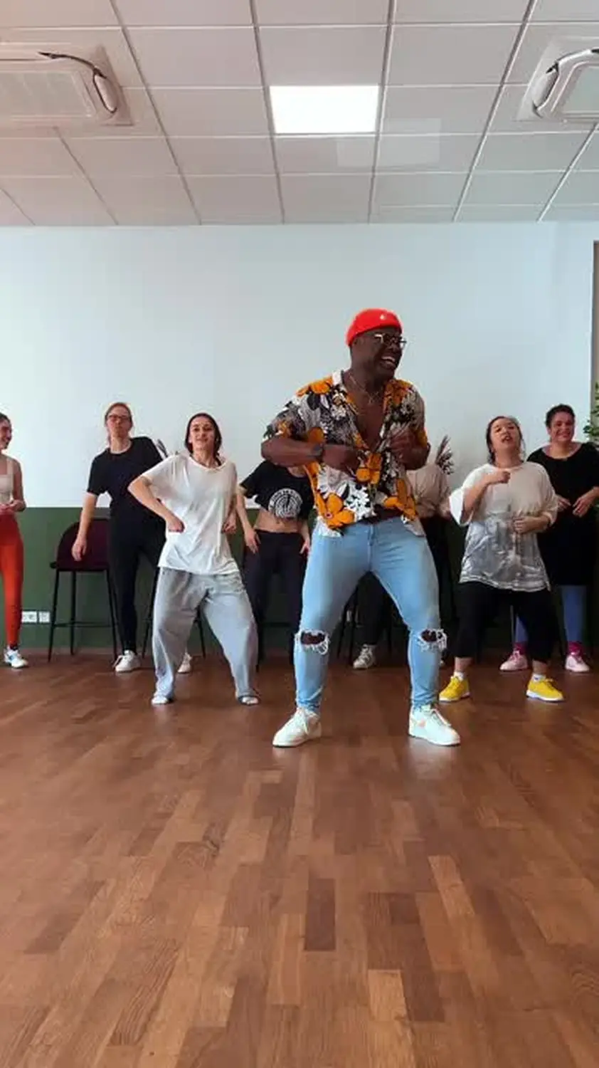 afro fitness,, Afro Dance Center, Aybo, African street dance, Afro steps Germany, Afro Dance tutorial, afro fitness, Afro culture, Afro Challenge, Afro dance tutorial, Stone's Rock, Stones Rock, 